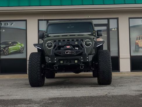 Used 2019 Jeep Wrangler Unlimited Rubicon AWD/4WD image 7