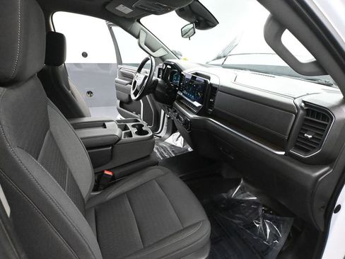 Used 2024 Chevrolet Silverado 2500 LT image 50