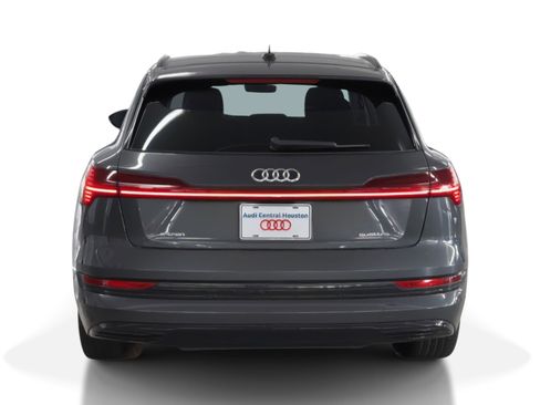 Used 2021 Audi e-tron Premium Plus w/ Premium Plus Package image 10