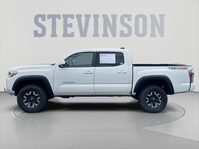 Certified 2021 Toyota Tacoma TRD Off-Road w/ Technology Package AWD/4WD image 2