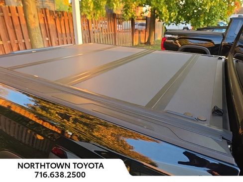 Used 2024 Toyota Tundra Limited image 6