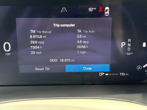 Certified 2024 Volvo XC60 B5 Core w/ Climate Package AWD/4WD image 9
