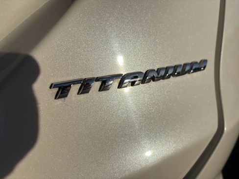 Used 2017 Ford Fusion Energi Titanium image 23