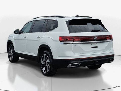 Used 2024 Volkswagen Atlas SE FWD image 8