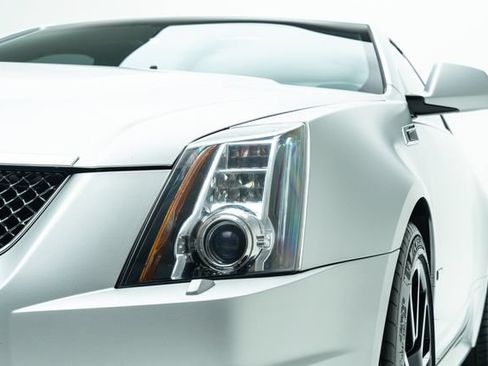 Used 2013 Cadillac CTS V w/ Wood Trim Package RWD image 11