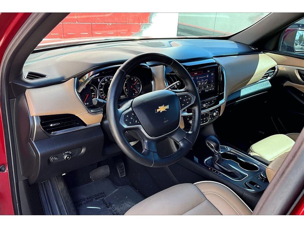 Used 2023 Chevrolet Traverse Premier AWD/4WD image 14