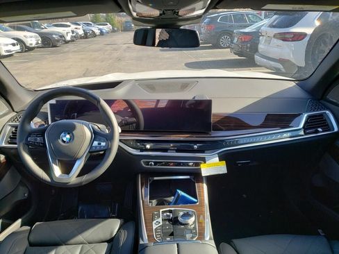 New 2026 BMW X5 xDrive50e w/ Executive Package AWD/4WD image 8