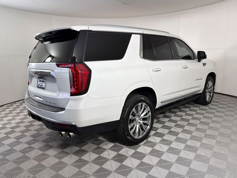 Used 2022 GMC Yukon Denali w/ Denali Ultimate Package AWD/4WD image 9