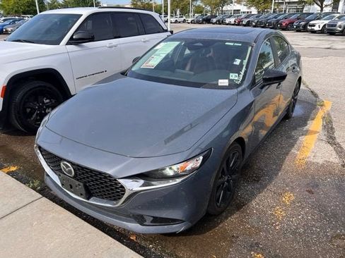 Used 2025 MAZDA MAZDA3 s AWD/4WD image 3