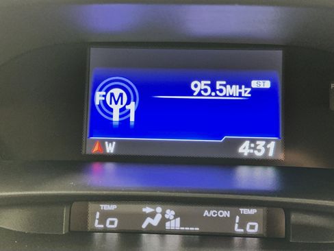 Used 2015 Acura RDX AWD image 19