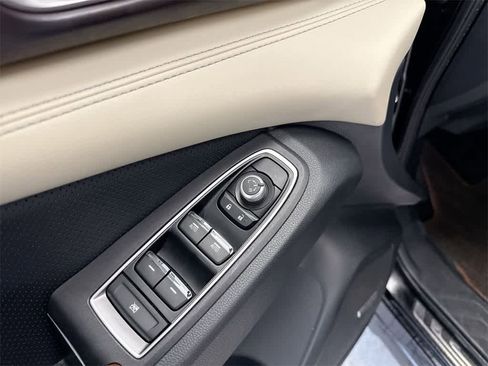 Used 2019 Subaru Ascent Touring w/ Popular Package #2 image 17