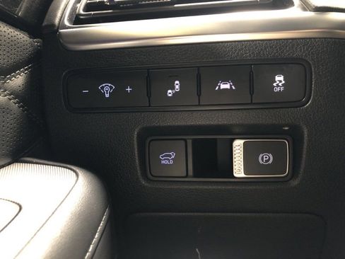 Used 2022 Hyundai Palisade Calligraphy image 23