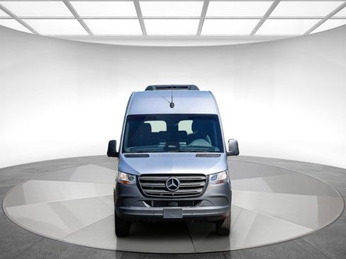 New 2025 Mercedes-Benz Sprinter 2500 image 6