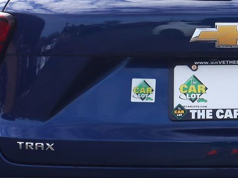 Used 2024 Chevrolet Trax LT w/ Driver Confidence Package image 19