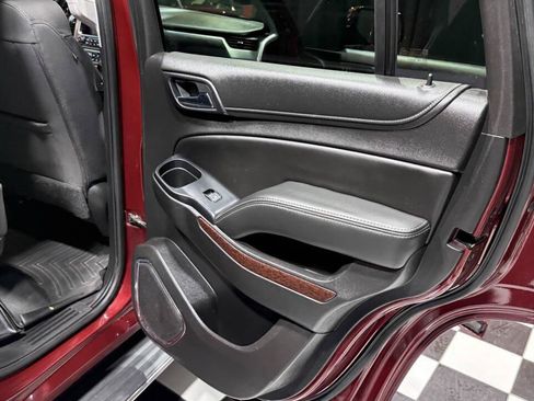 Used 2018 GMC Yukon SLE w/ HD Trailering Package image 28