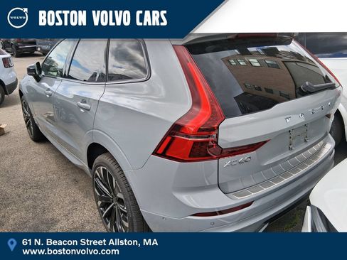 New 2026 Volvo XC60 T8 Ultra w/ Protection Package Premier AWD/4WD image 4