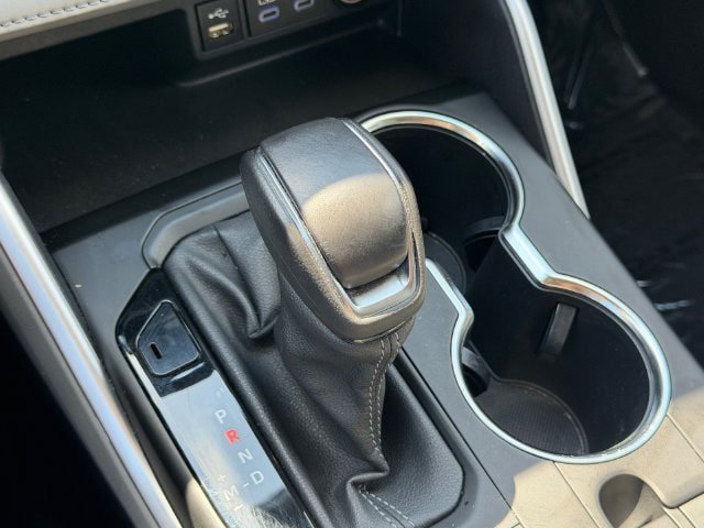Certified 2022 Toyota Highlander XLE FWD image 24