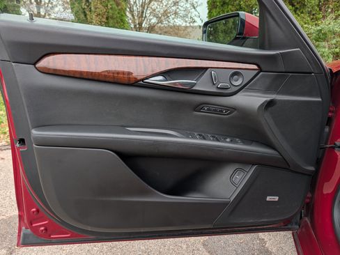 Used 2019 Cadillac CT6 Luxury w/ Driver Awareness Package image 30