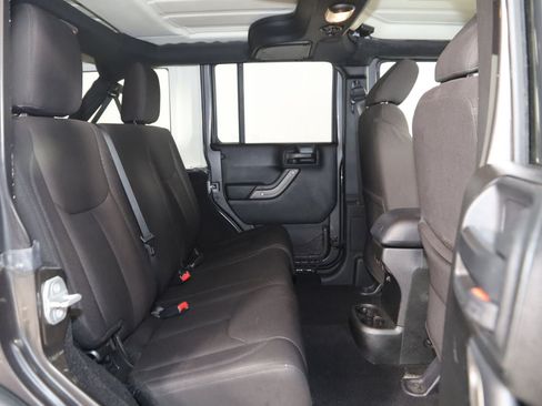 Used 2017 Jeep Wrangler Unlimited Sport w/ Quick Order Package 24S AWD/4WD image 11