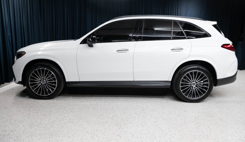New 2027 Mercedes-Benz GLC 300 4MATIC image 8