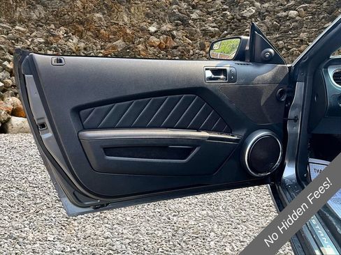 Used 2014 Ford Mustang GT Premium w/ Electronics Package RWD image 20