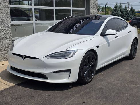 Used 2021 Tesla Model S Plaid AWD/4WD image 1