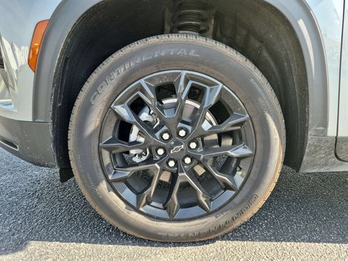 Certified 2026 Chevrolet Traverse LT w/ Midnight/Sport Edition AWD/4WD image 33