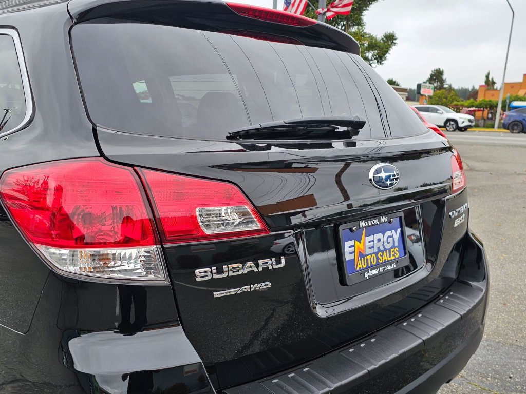 Used 2012 Subaru Outback 2.5i Limited AWD/4WD image 17
