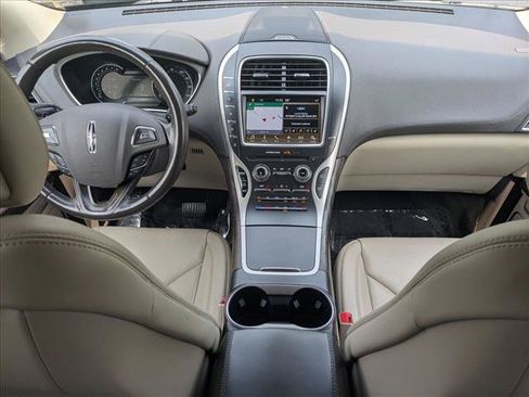 Used 2017 Lincoln MKX Reserve w/ Lincoln MKX Climate Package AWD/4WD image 18