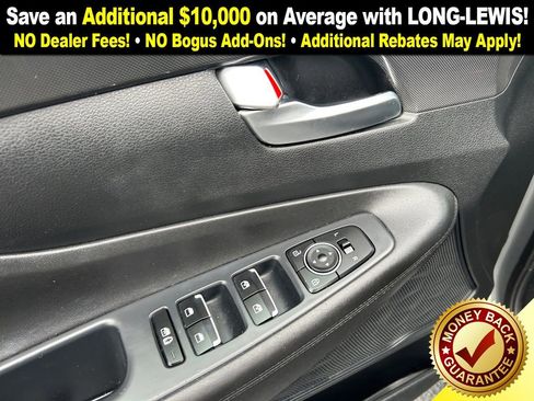 Used 2022 Hyundai Santa Fe SEL image 16