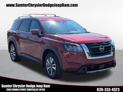 Used 2023 Nissan Pathfinder SL