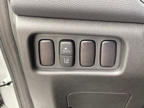 New 2025 Mitsubishi Outlander Sport LE image 13