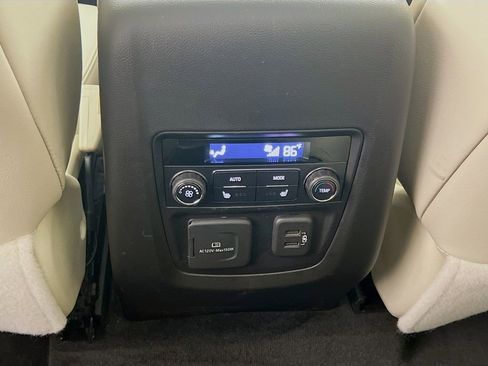 Used 2022 Buick Enclave Avenir image 26