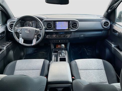 Used 2023 Toyota Tacoma TRD Off-Road w/ Advanced Technology Package image 21