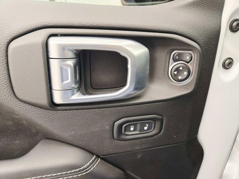 Used 2023 Jeep Wrangler Sahara w/ LED Lighting Group image 41