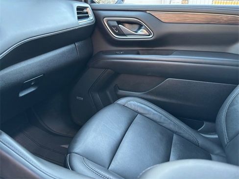 Used 2021 Chevrolet Tahoe Z71 image 18