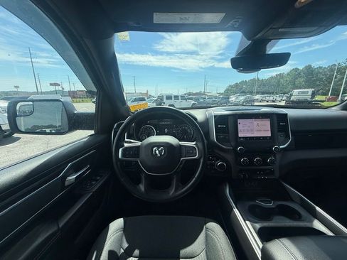 Used 2022 RAM 1500 Big Horn AWD/4WD image 8