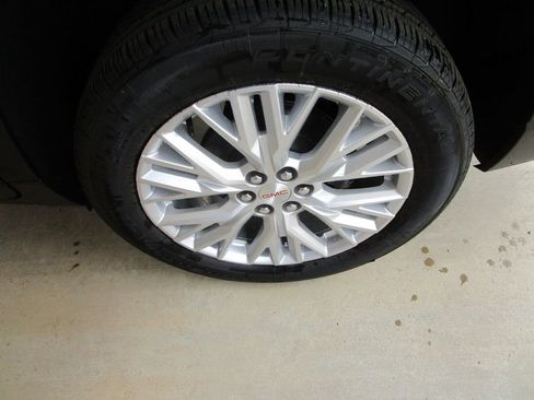 New 2026 GMC Acadia Elevation w/ Elevation Premium Package image 7