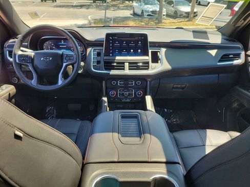 Used 2024 Chevrolet Suburban RST w/ Luxury Package AWD/4WD image 15