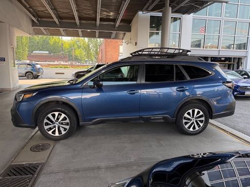 Used 2020 Subaru Outback Premium AWD/4WD image 4