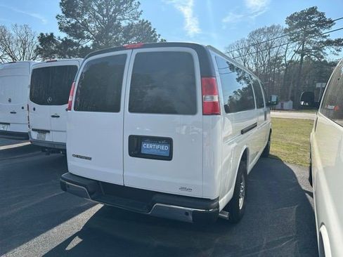 Certified 2024 Chevrolet Express 3500 LT w/ LT Preferred Equipment Group RWD image 3