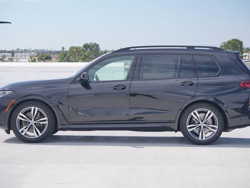 New 2026 BMW X7 xDrive40i w/ M Sport Package image 4