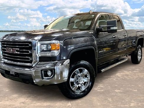 Used 2015 GMC Sierra 2500 SLE w/ SLE Preferred Package image 3
