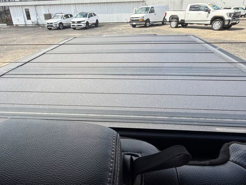 Used 2025 Toyota Tacoma TRD Off-Road image 30