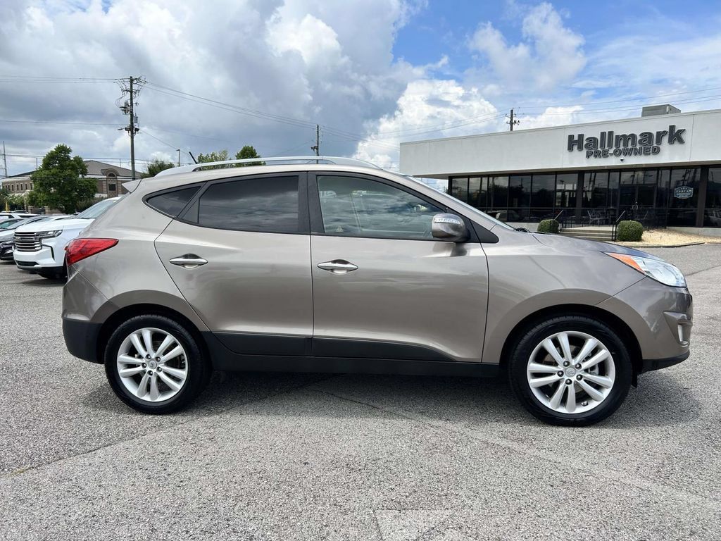 Used 2023 Subaru Outback Wilderness AWD/4WD image 24
