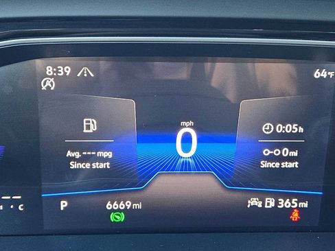 Used 2024 Volkswagen Jetta Sport image 37