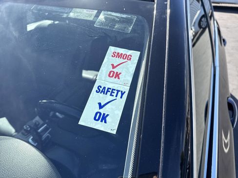 Used 2015 BMW 528i Sedan image 9