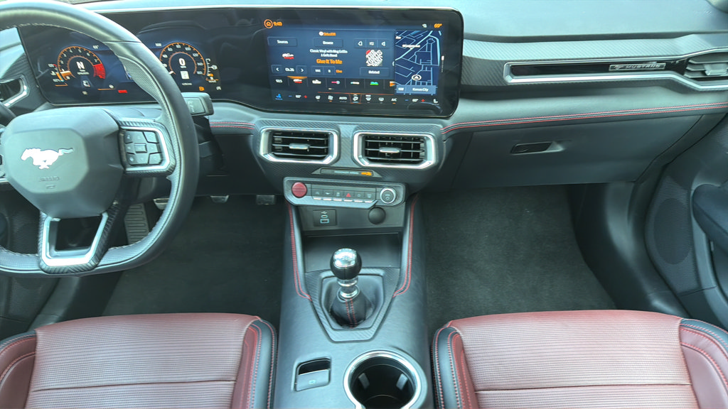 Used 2025 Ford Mustang GT Premium RWD image 8