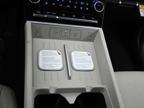 New 2026 Hyundai Santa Fe Calligraphy AWD/4WD image 19