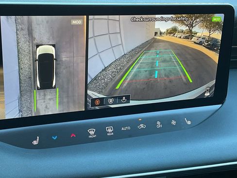 New 2026 Nissan Leaf Platinum+ w/ Cargo Package (Platinum+) image 33